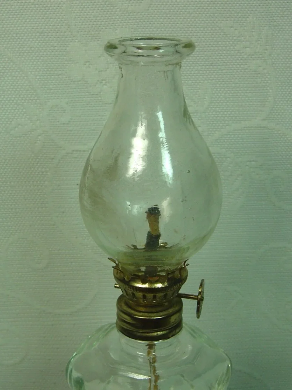Vintage miniature clear oil lamp-6.5